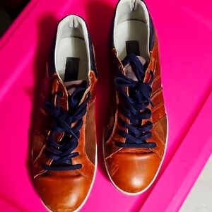 Men's Brown Leather Sneakers with Navy Laces